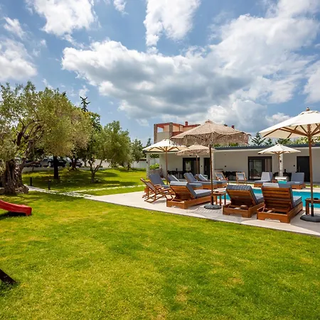 Olia Seaside Residence 120M From The Beach Pefkochori Exterior foto